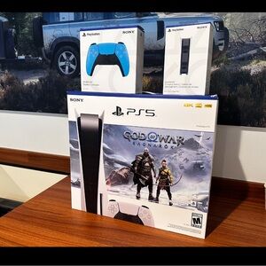 Sony Black PlayStation 5 Console Bundle